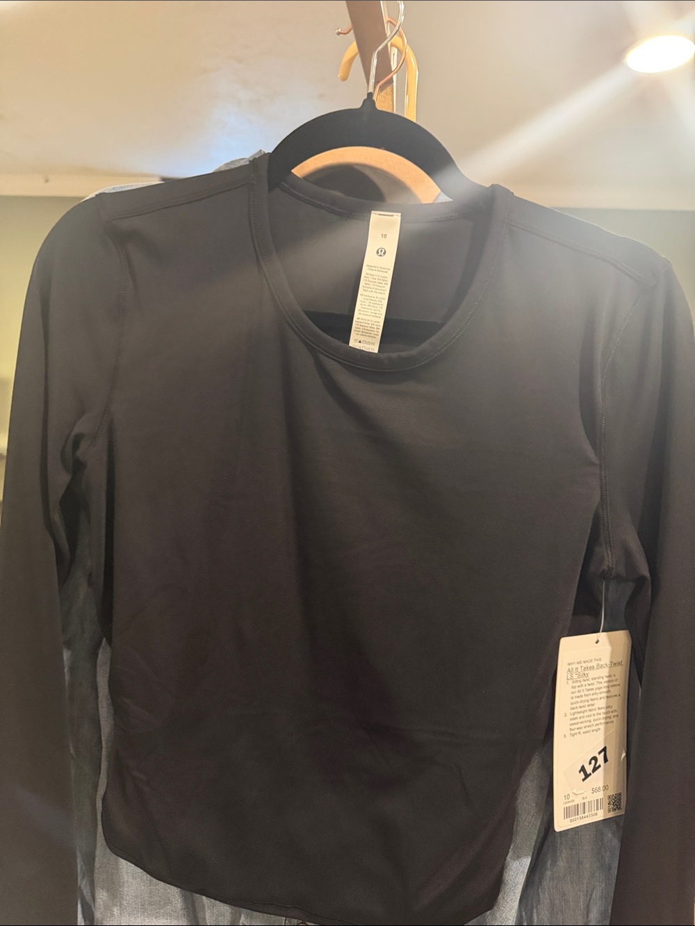 Lululemon all it takes back twist